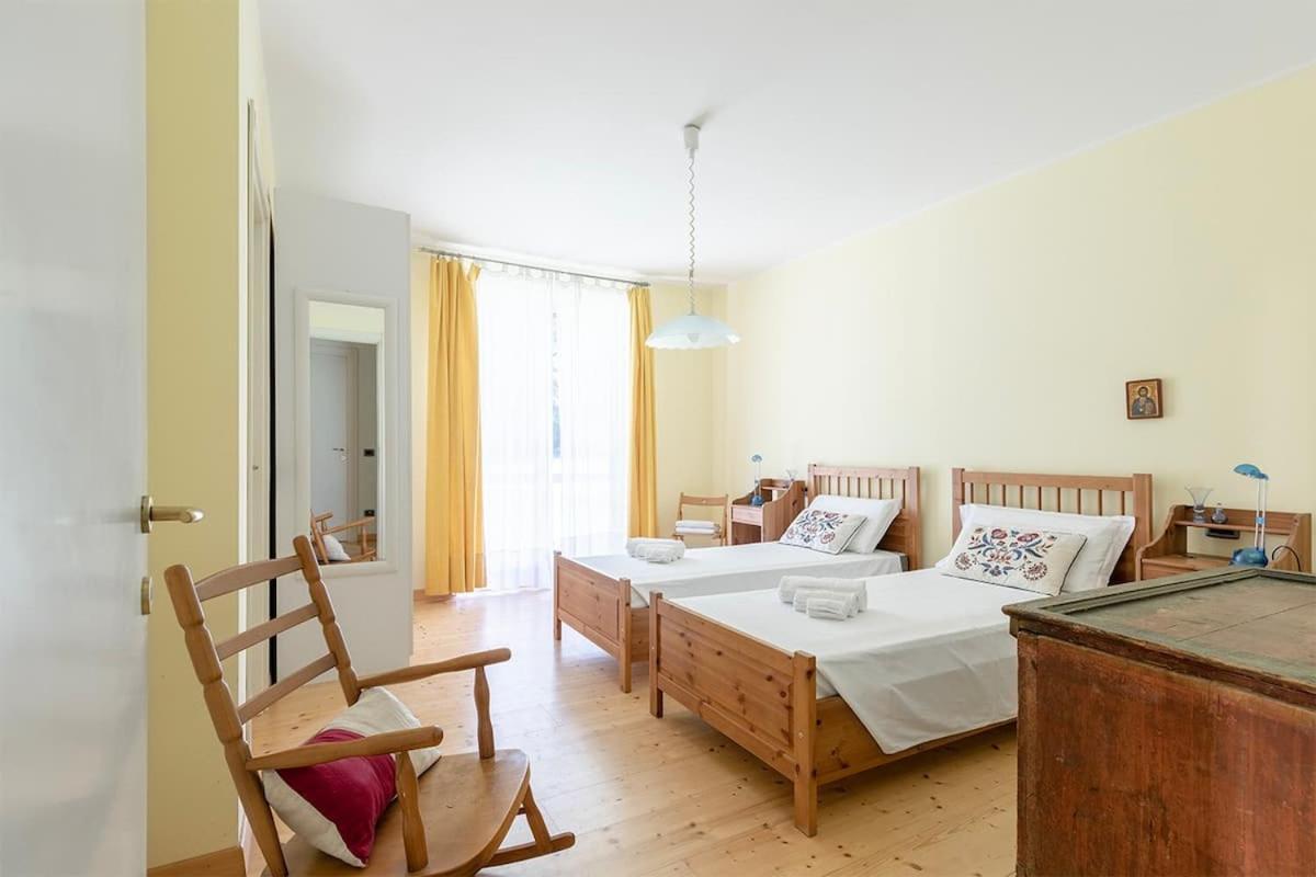 Villa Elisabeth Lierna Bagian luar foto