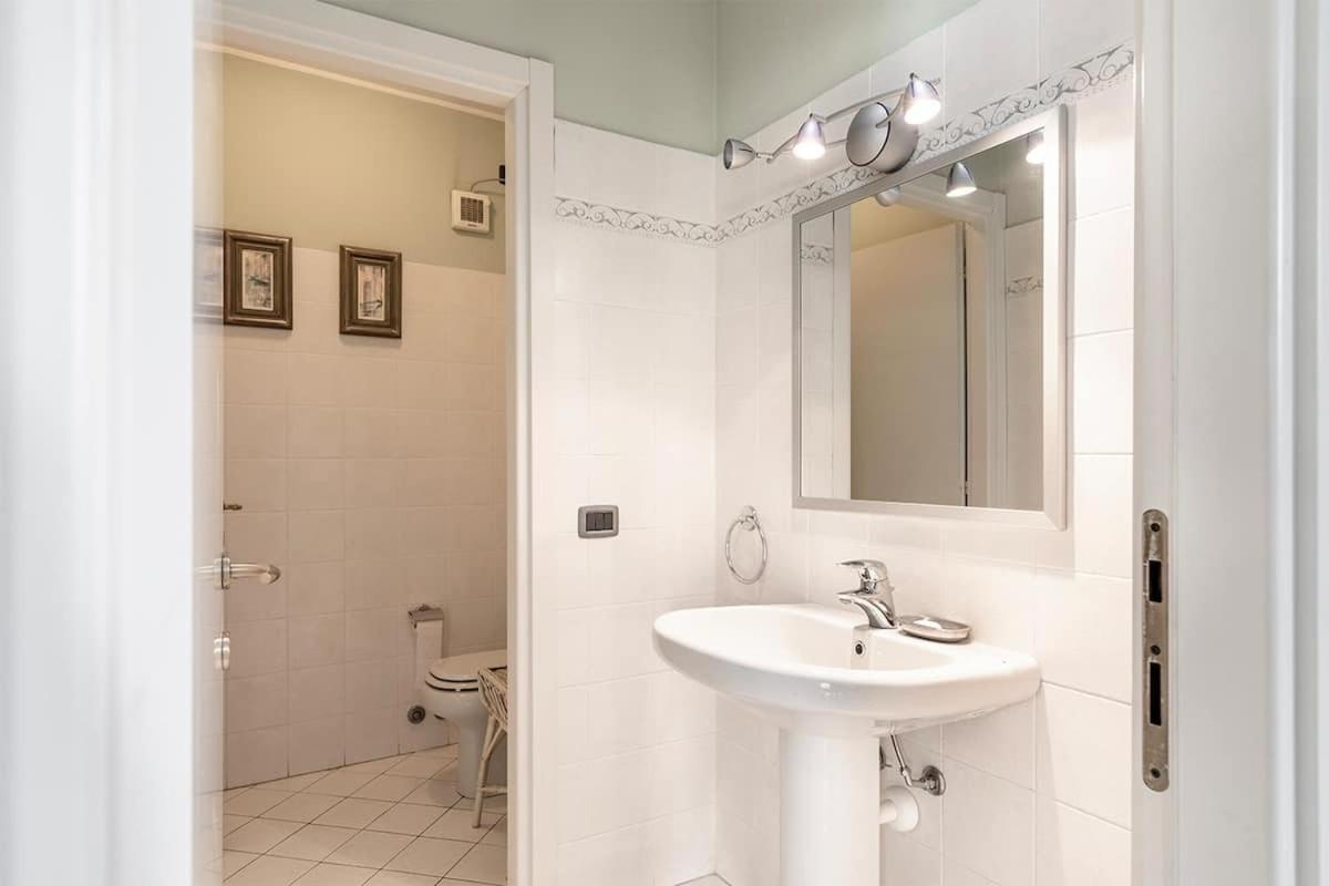Villa Elisabeth Lierna Bagian luar foto