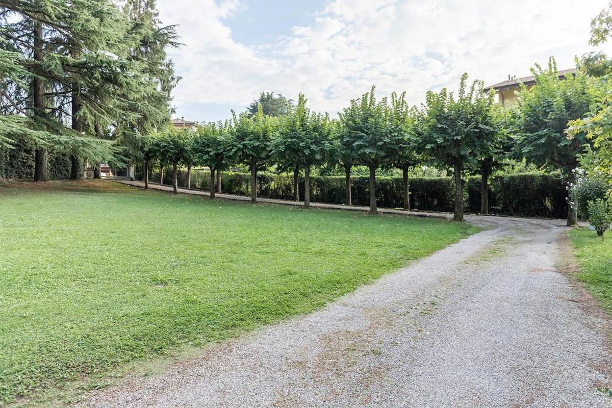 Villa Elisabeth Lierna Bagian luar foto