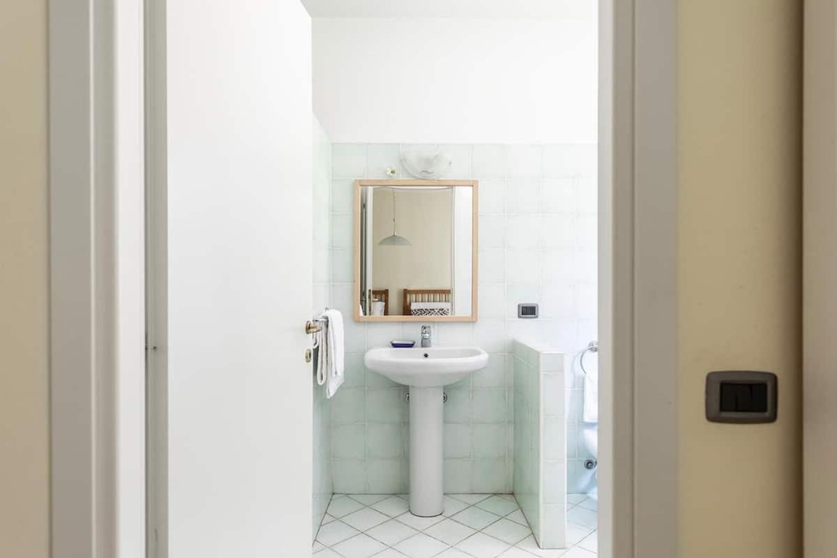 Villa Elisabeth Lierna Bagian luar foto