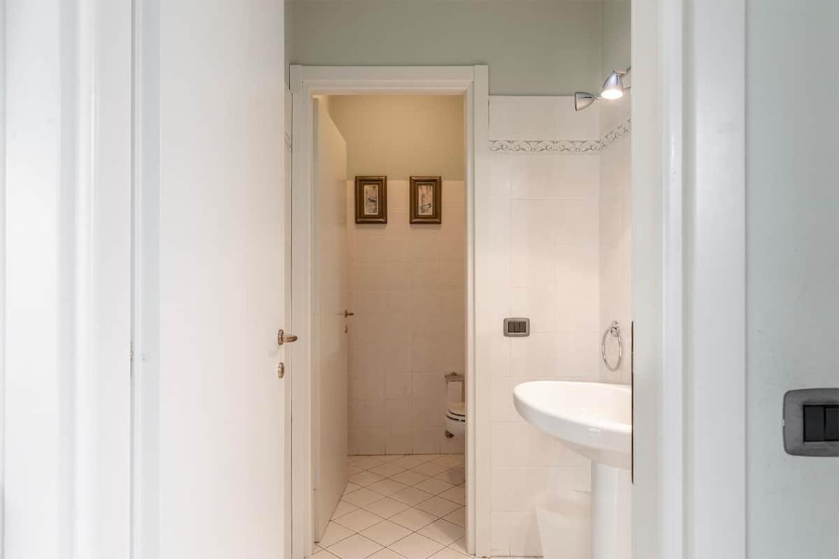 Villa Elisabeth Lierna Bagian luar foto