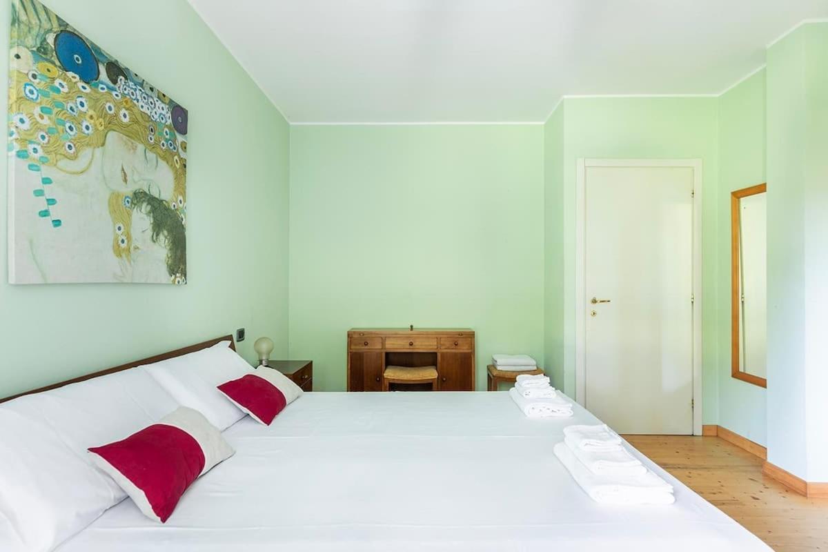 Villa Elisabeth Lierna Bagian luar foto